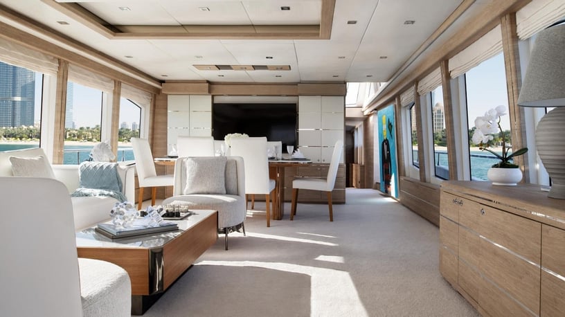 Dubai'de kiralık Haigan Jakuzi 90 ft (28m) Motorlu tekne - Dubai Harbour 4