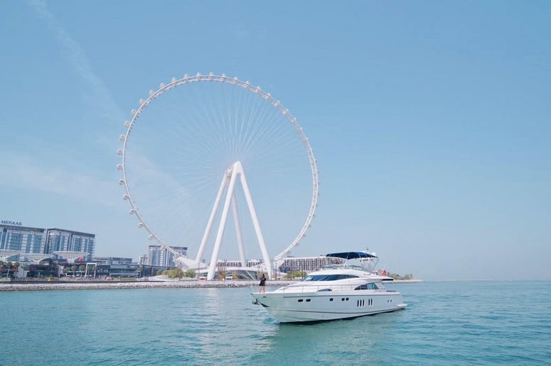 在迪拜 租 Fairline Liberty 80 英尺 (25m) 动力船 在迪拜港