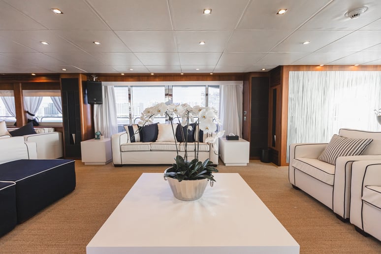 إيجار Sunseeker Lucien 131 قدم (40m) زورق قوي فيدبي هاربر في دبي 7