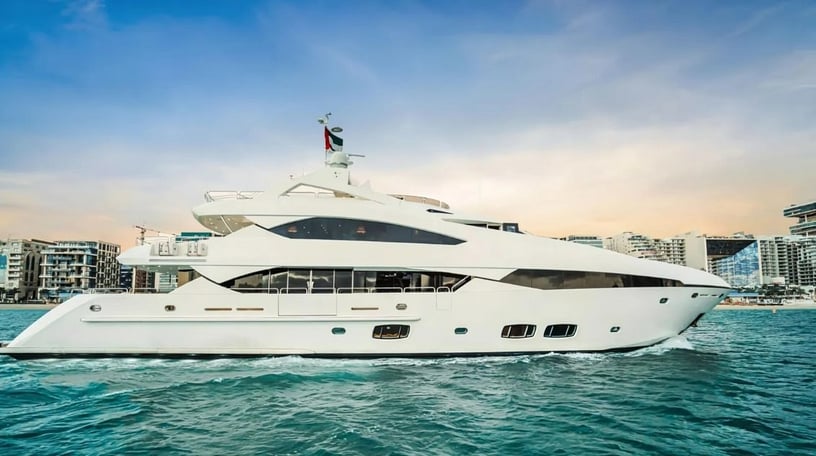 إيجار Sunseeker Lucien 131 قدم (40m) زورق قوي فيدبي هاربر في دبي