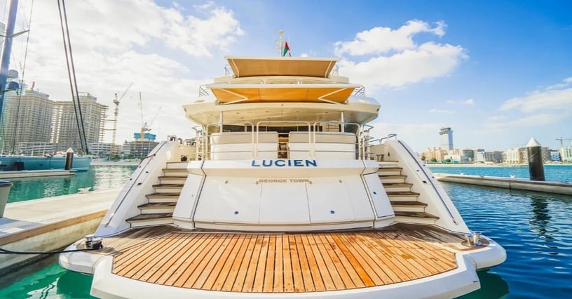 إيجار Sunseeker Lucien 131 قدم (40m) زورق قوي فيدبي هاربر في دبي