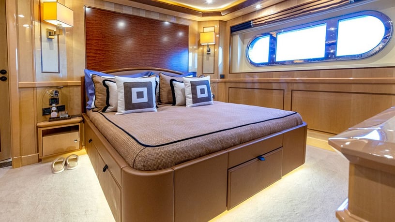 إيجار M/Y Behike 140 قدم (43m) زورق قوي فيدبي هاربر في دبي 11
