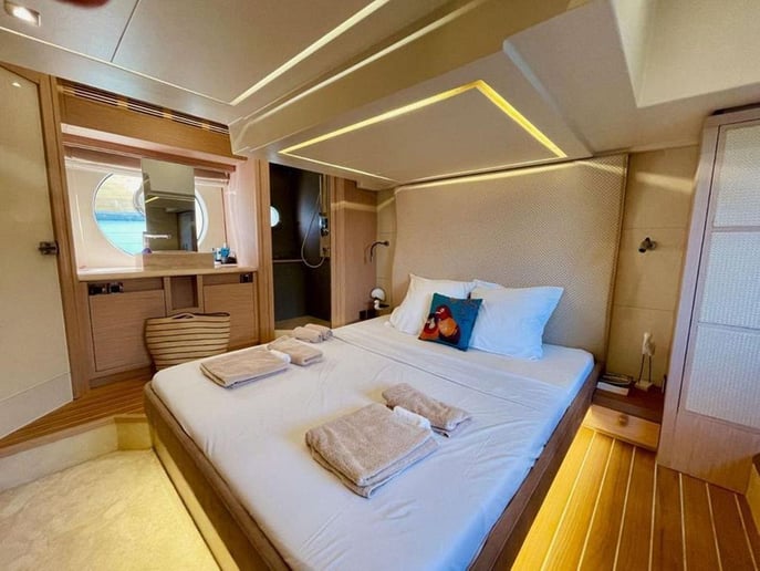 Monte Carlo 6 with stabilization system 60 ft (19m) Power boat in Dubai Harbour for rent in Dubai 3
