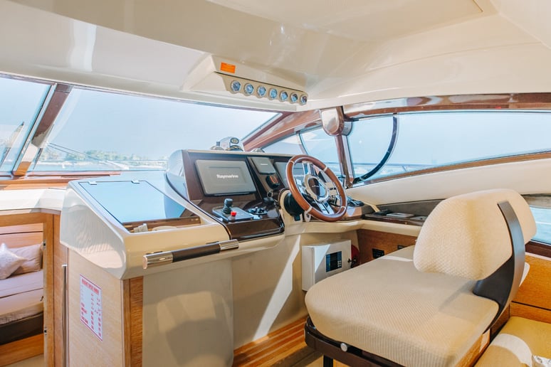 Azimut No Regrets 48 ft (15m) Power boat in Dubai Harbour for rent in Dubai 2