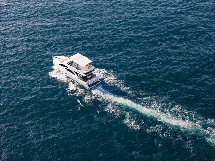 إيجار Oryx Viktoriia 46 قدم (15m) زورق قوي فيدبي هاربر في دبي 11