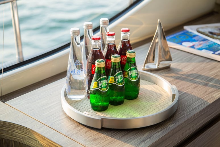 Pershing 82 piede (25m) Barca a motore a Dubai Harbour in affitto a Dubai 8