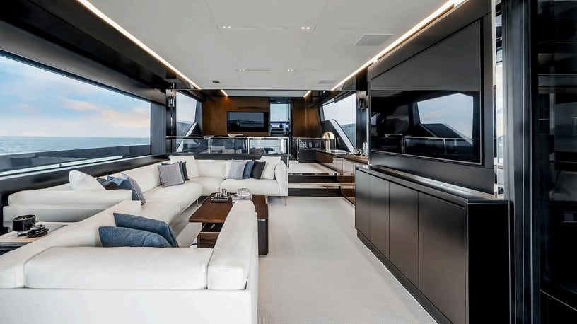 Riva Diva 82 ft (25m) Bateau &agrave; moteur &agrave; Dubai Harbour &agrave; louer &agrave; Duba&iuml; 3