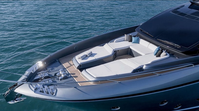 Riva Diva 82 ft (25m) Bateau &agrave; moteur &agrave; Dubai Harbour &agrave; louer &agrave; Duba&iuml;