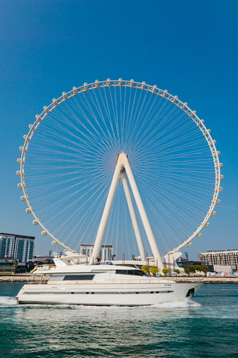 Dubai'de kiralık San Lorenzo 82 ft (25m) Motorlu tekne - Dubai Harbour 4