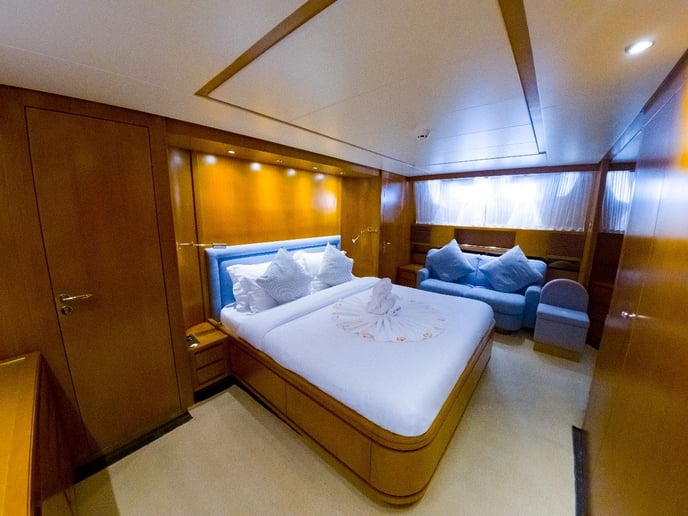 Dubai'de kiralık San Lorenzo 82 ft (25m) Motorlu tekne - Dubai Harbour 1