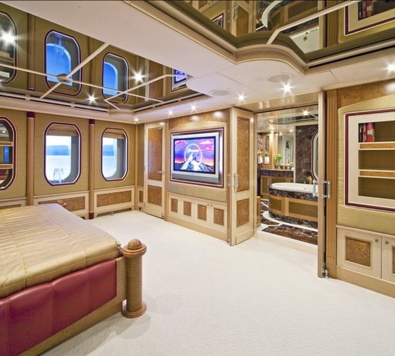 Sensation 164 ft (50m) Power boat in Dubai Harbour for rent in Dubai 2