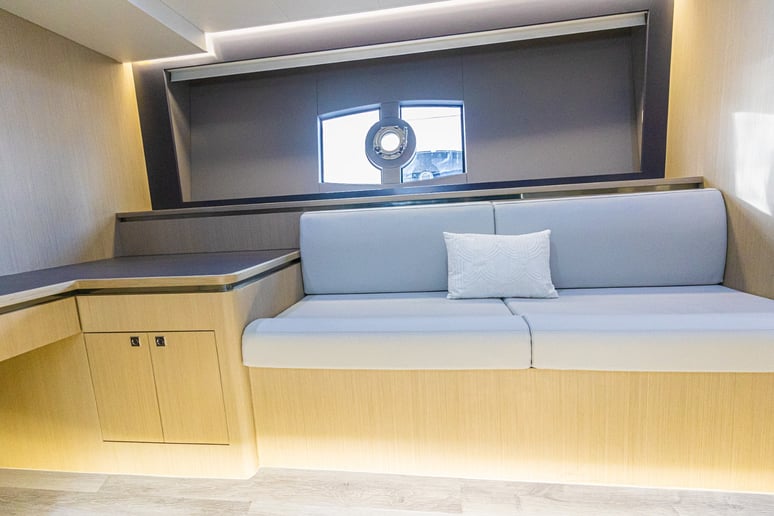 Sky Walker Axa 52 ft (16m) Power boat in Dubai Harbour for rent in Dubai 5