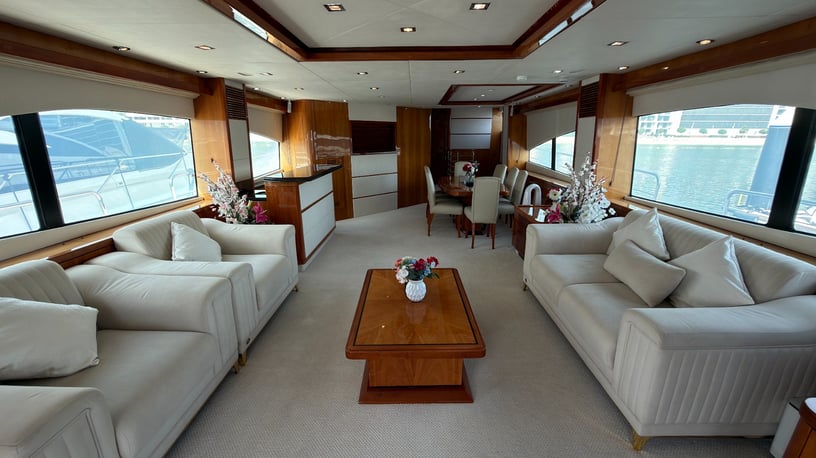 Sunseeker Aarna 90 футов (28m) Моторная лодка в Dubai Harbour для аренды в Дубай 7