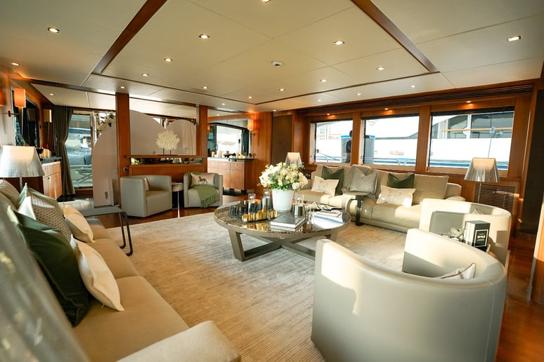 إيجار Sunseeker Encore 131 قدم (40m) زورق قوي فيدبي هاربر في دبي 7