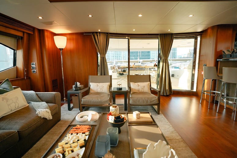 إيجار Sunseeker Encore 131 قدم (40m) زورق قوي فيدبي هاربر في دبي 4