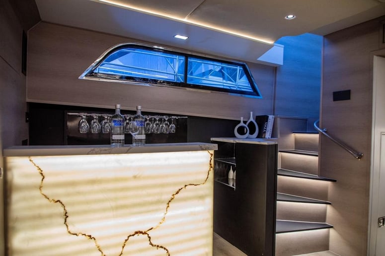 Vogue Hatteras 64 ft (20m) Power boat in Dubai Harbour for rent in Dubai 7