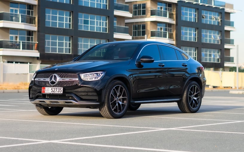 Mercedes GLC 200 Coupe (Nero), 2024 in affitto a Sharjah