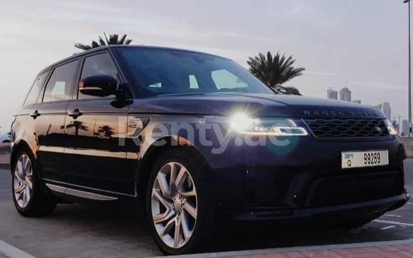 Range Rover Sport (Schwarz), 2020  zur Miete in Dubai