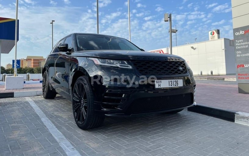 إيجار Range Rover Velar (أسود), 2019 في دبي