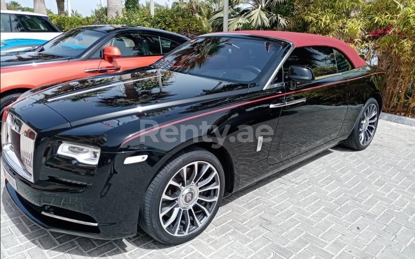 Rolls Royce Dawn (Negro), 2019 para alquiler en Abu-Dhabi