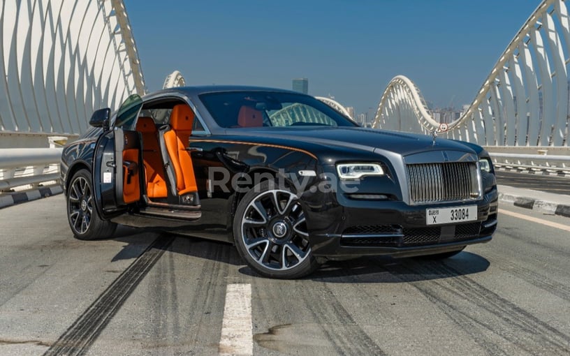 Rolls Royce Wraith Silver roof (Black), 2019 for rent in Abu-Dhabi