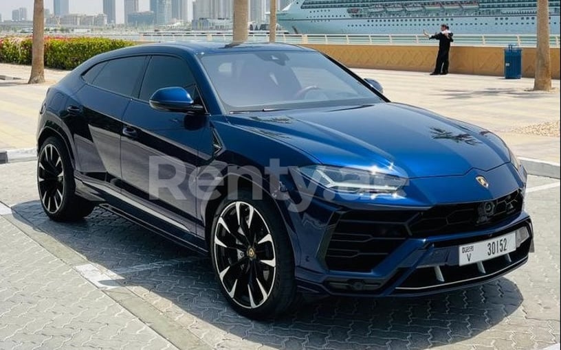 Lamborghini Urus (Azul), 2021 para alquiler en Dubai