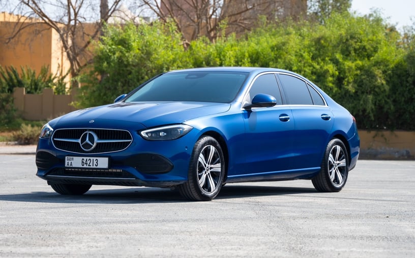 Mercedes C200 (Синий), 2022 для аренды в Рас-эль-Хайме