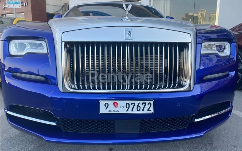在迪拜 租 Rolls Royce Wraith (蓝色), 2019