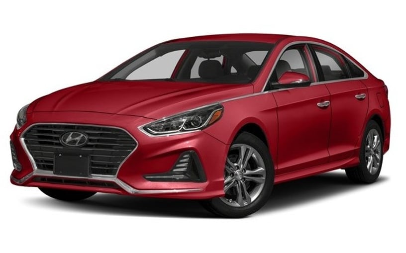 Hyundai Sonata (Rojo oscuro), 2018 para alquiler en Dubai