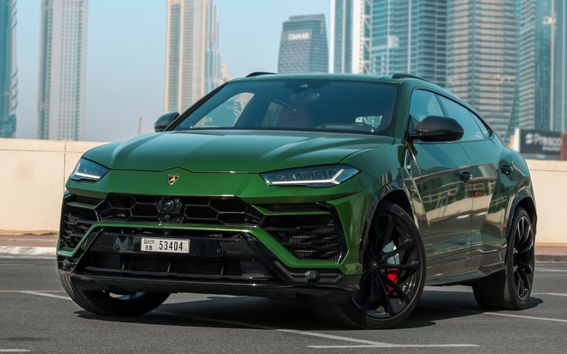 Lamborghini Urus (Зеленый), 2025 для аренды в Абу-Даби