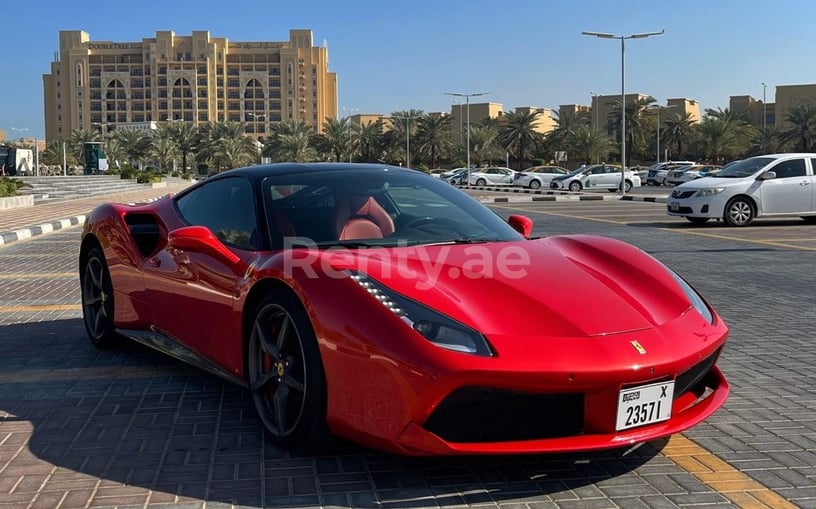 Ferrari 488 GTB (Rosso), 2018 in affitto a Ras Al Khaimah