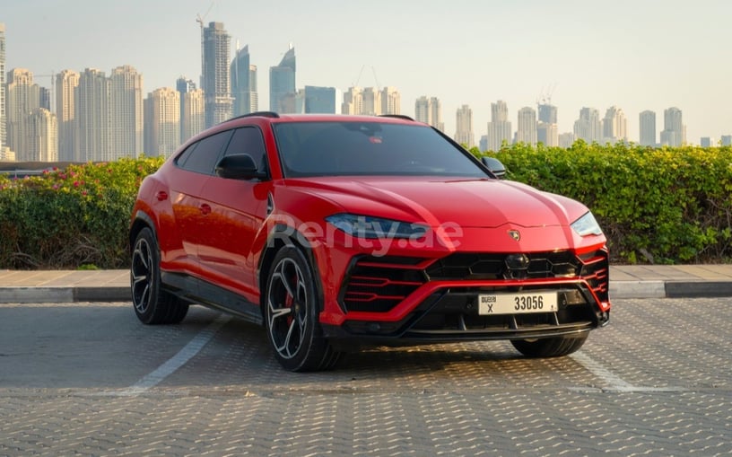 Lamborghini Urus (rojo), 2020 para alquiler en Abu-Dhabi