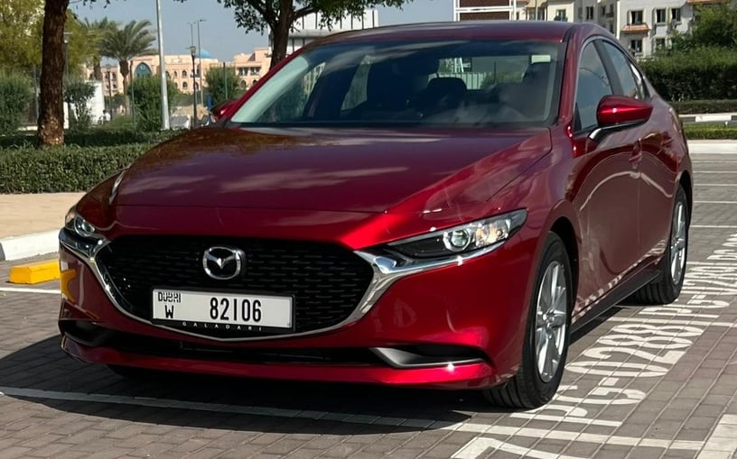 Mazda 3 (Красный), 2024 для аренды в Шарджа