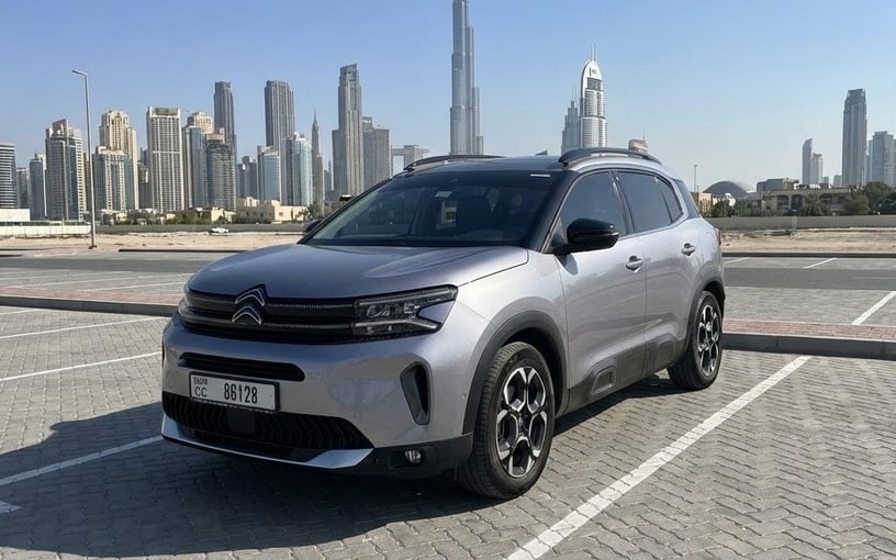 Citroen C5 Aircross (Zilver), 2025 te huur in Sharjah
