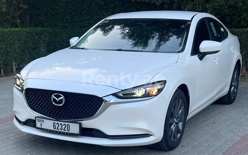 Mazda 6 (Белый), 2023 для аренды в Дубай