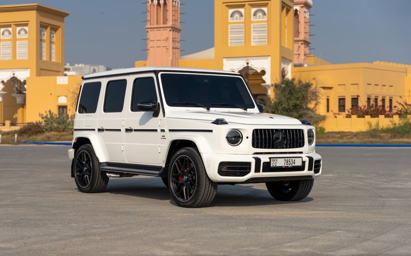 Mercedes G63 AMG (Wei&szlig;), 2022  zur Miete in Ras Al Khaimah