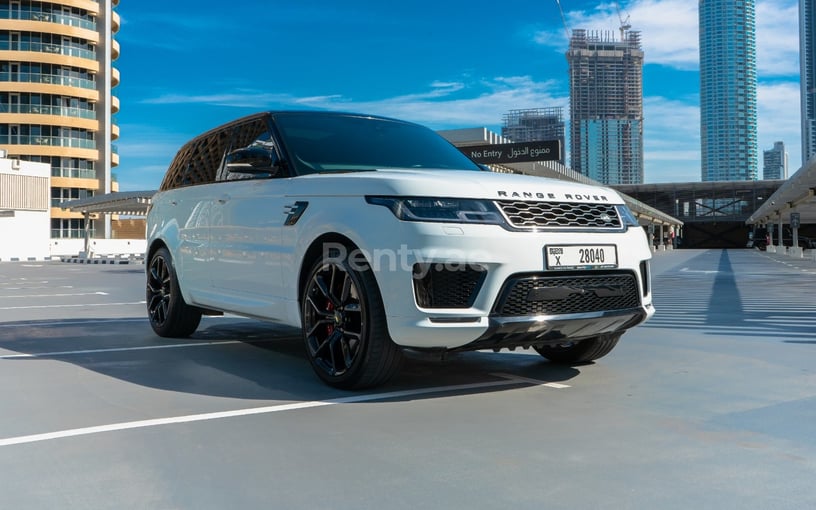 Range Rover Sport V8 (Bianca), 2020 in affitto a Abu Dhabi