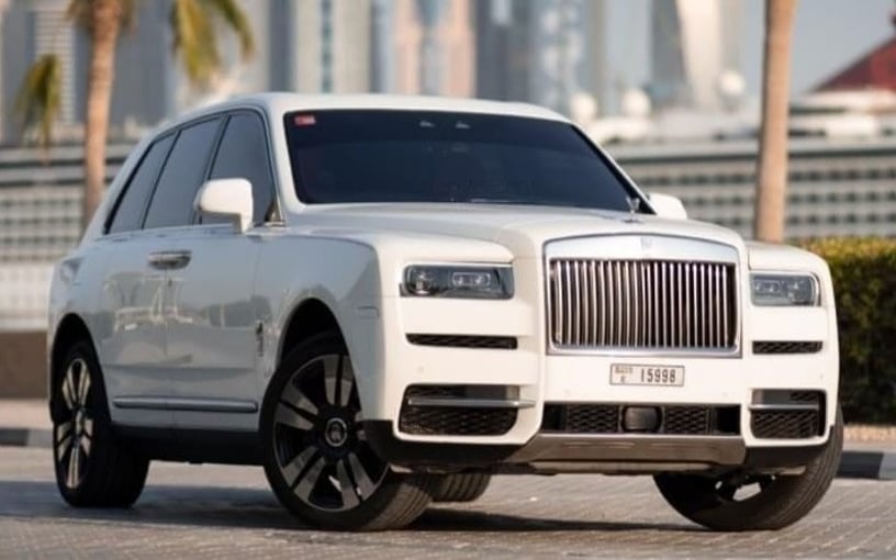 Rolls Royce Cullinan (Blanc), 2020 à louer à Abu Dhabi