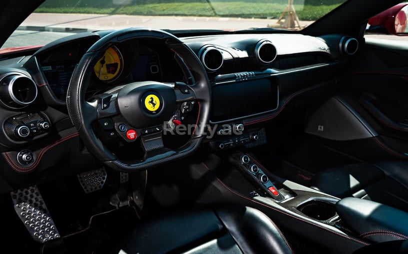 Ferrari Portofino Rosso (Rouge), 2019 &agrave; louer &agrave; Duba&iuml;