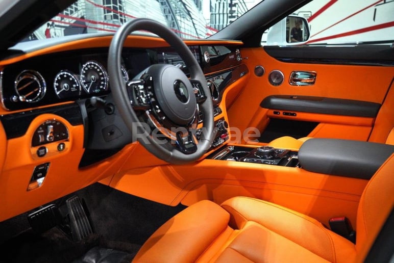 Rolls Royce Ghost (Wei&szlig;), 2021  zur Miete in Dubai