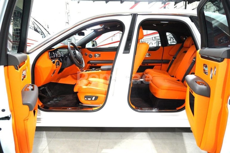 Rolls Royce Ghost (Wei&szlig;), 2021  zur Miete in Dubai