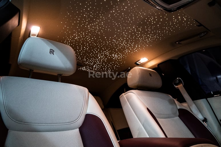 Rolls Royce Ghost (Wei&szlig;), 2019  zur Miete in Dubai