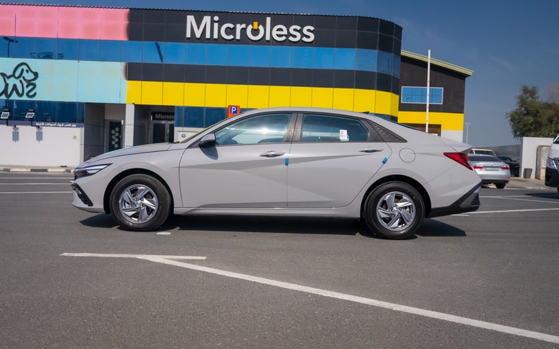 Hyundai Elantra (Grigio), 2024 in affitto a Abu Dhabi
