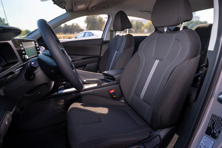 Hyundai Elantra (Grigio), 2024 in affitto a Abu Dhabi