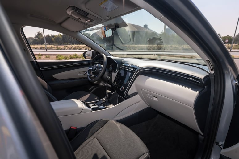 Hyundai Tucson (Silber), 2024  zur Miete in Ras Al Khaimah