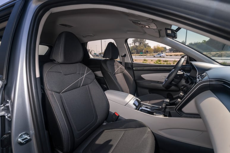 Hyundai Tucson (Silber), 2024  zur Miete in Ras Al Khaimah