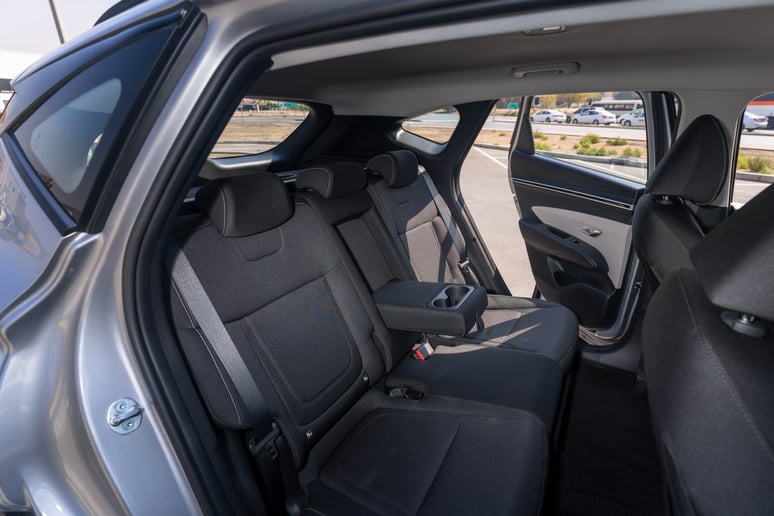Hyundai Tucson (Silber), 2024  zur Miete in Ras Al Khaimah