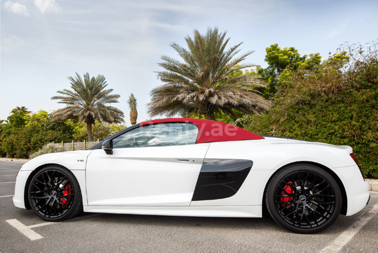 Audi R8 V10 Spyder (White), 2018 for rent in Dubai
