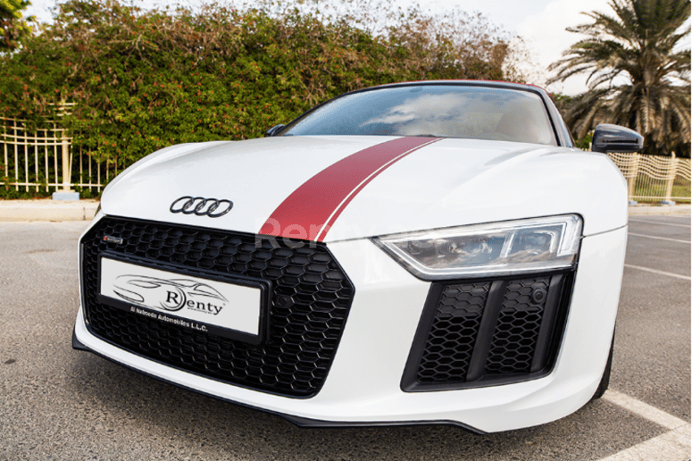 Audi R8 V10 Spyder (White), 2018 for rent in Dubai