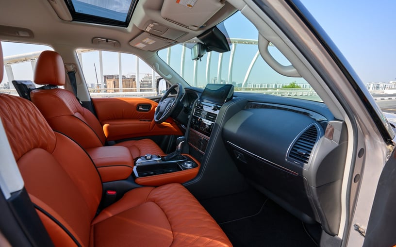 Nissan Patrol V6 (Beige), 2024 - offerte di leasing in Abu Dhabi